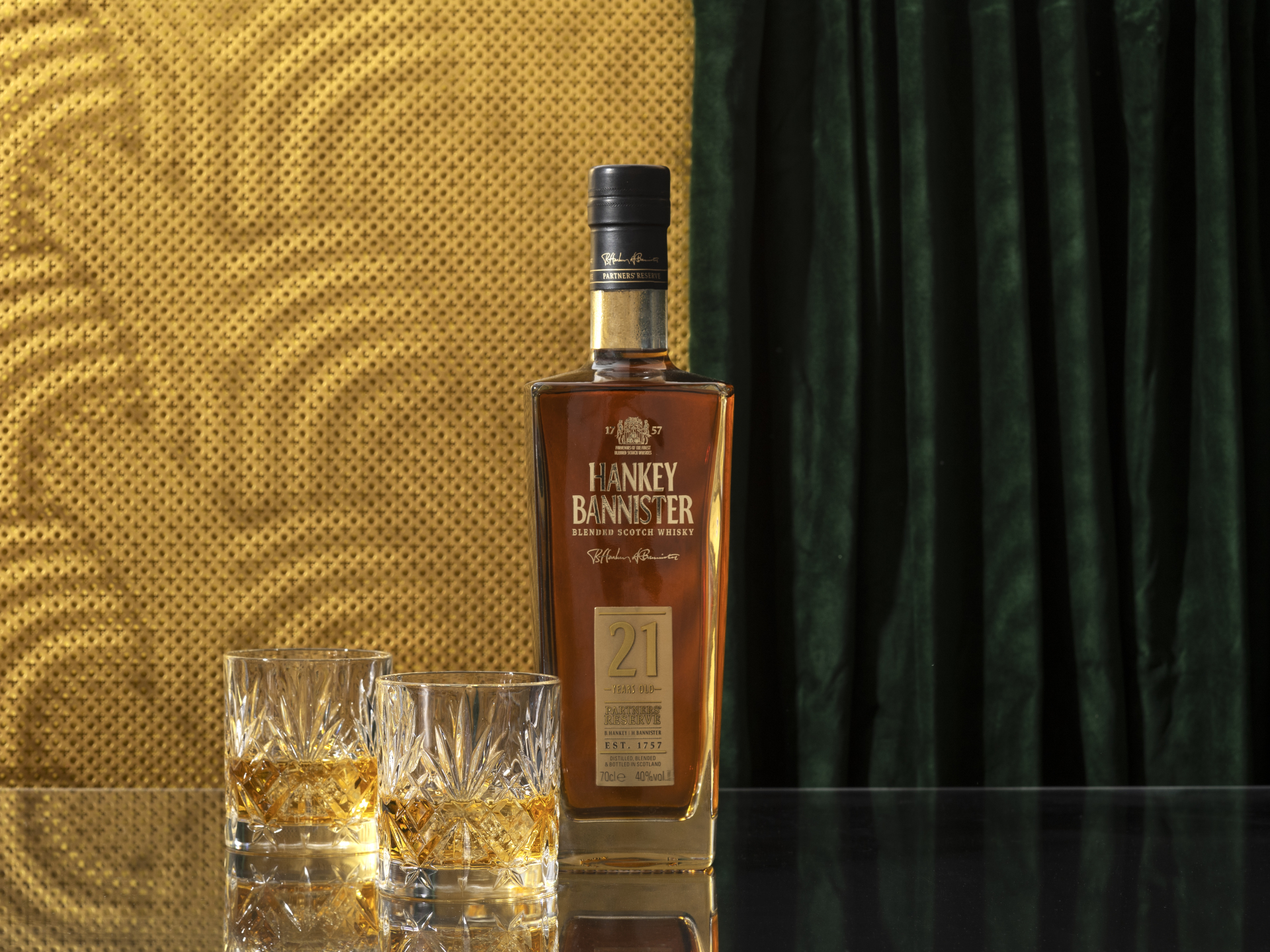 HB 21 YO WINTER BOTTLE DRINK HR LANDSCAPE