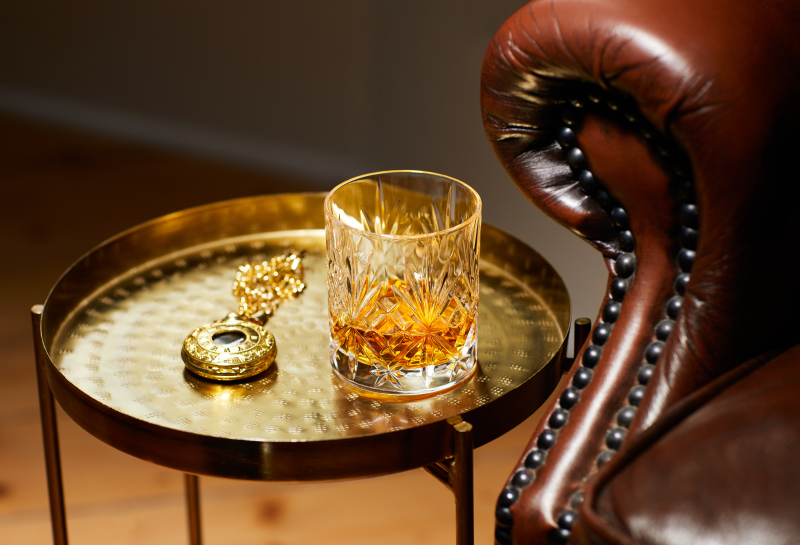 HB Winter Dram and Armchair HR Landscape